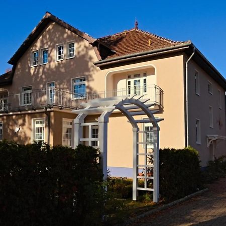 Seehotel Louise Dannenwalde Dış mekan fotoğraf